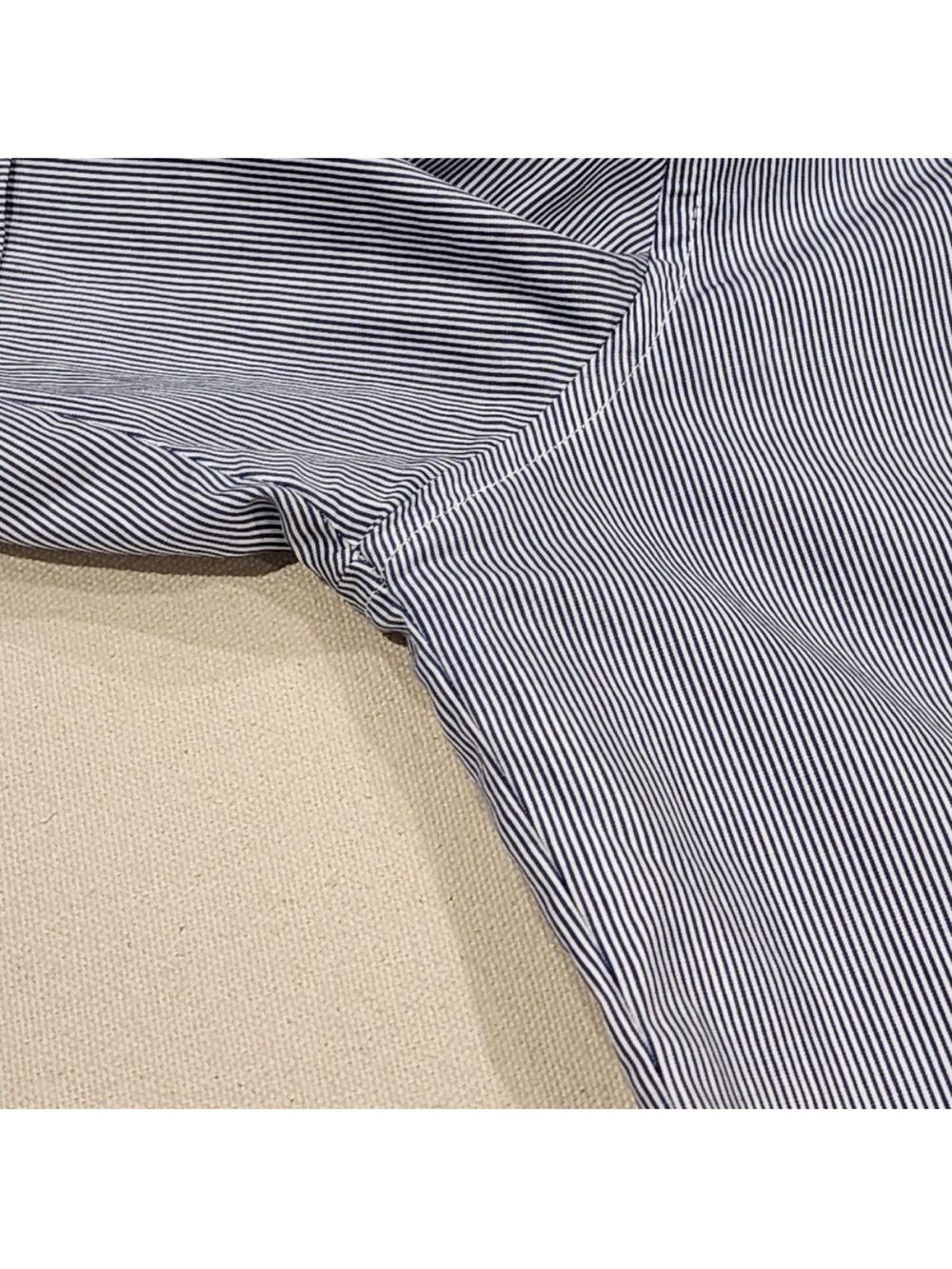 Hugo Boss Slim Fit Button Down L - Picture 4 of 5